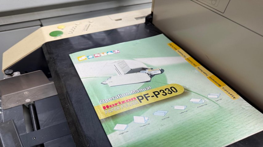 Horizon, PF-P330 2-buckles cross folder